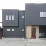 新潟市東区「アクセントクロスが映える こだわりの小上がり和室空間のある家」住宅完成見学会