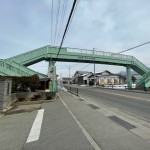 須坂市立井上小学校前に歩道橋もあるので安心して通学できます♪(周辺)
